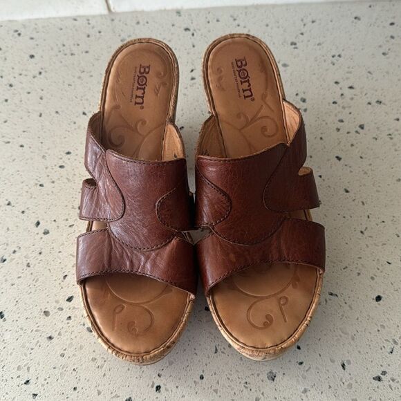 Born Women's Brown Leather Slip On Open Toe Sandals Block Heels Platform Size 9 - Picture 2 of 12